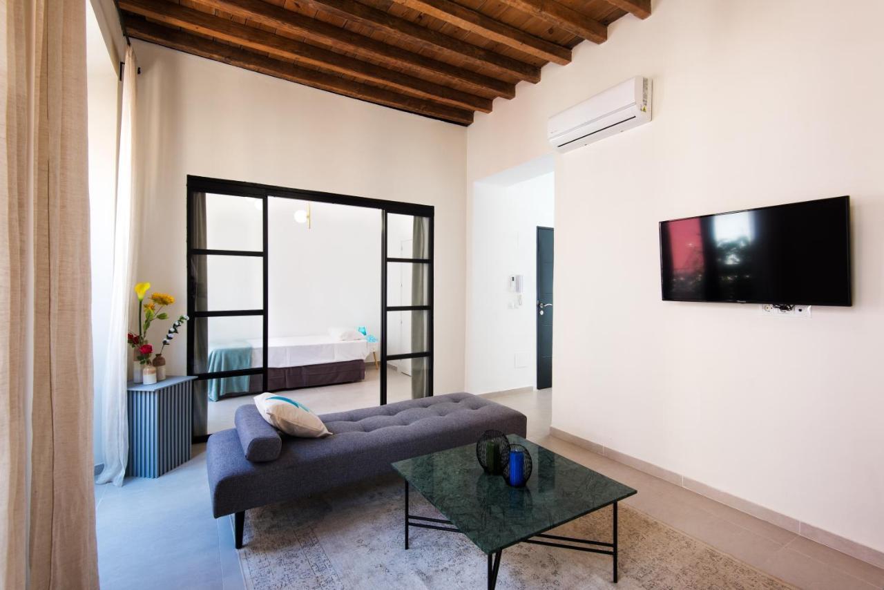 Malaga Tour Apartment- Elegance & Confort In The Historic Center 외부 사진